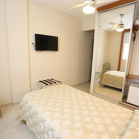 קוריאנטס Hotel Orly מראה חיצוני תמונה