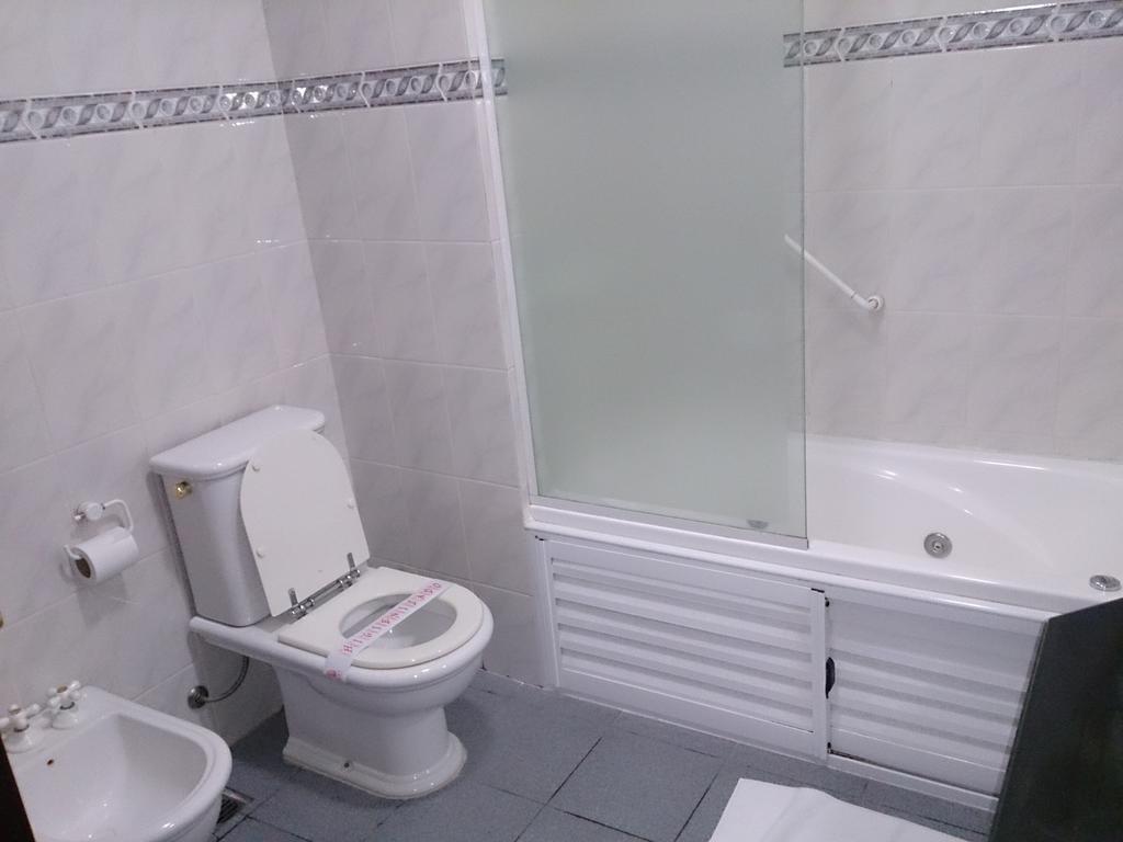 קוריאנטס Hotel Orly חדר תמונה