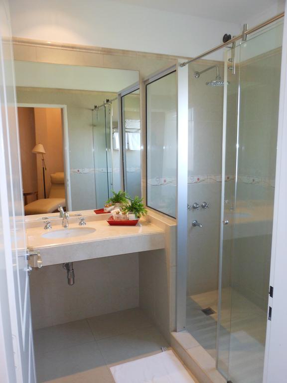 קוריאנטס Hotel Orly חדר תמונה