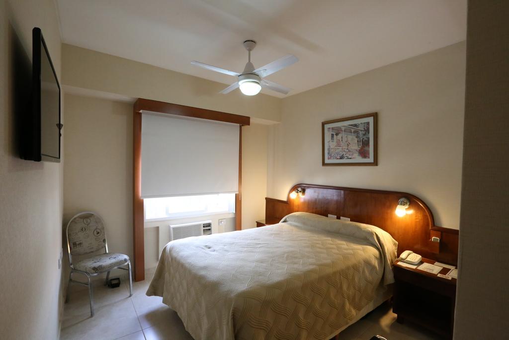 קוריאנטס Hotel Orly מראה חיצוני תמונה