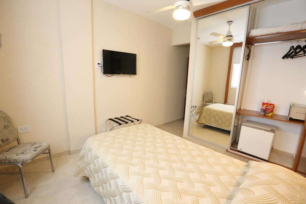 קוריאנטס Hotel Orly מראה חיצוני תמונה